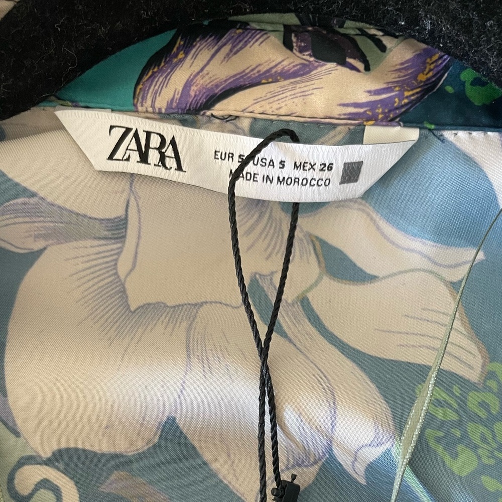 Zara Green Paisley Printed Patchwork Mini Dress Silk Tie Waist Small NWT - Picture 5 of 6